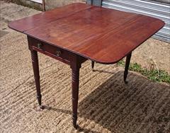 111120191810 Antique Pembroke Table 19w 37½w 35¾d 28½h _10.JPG